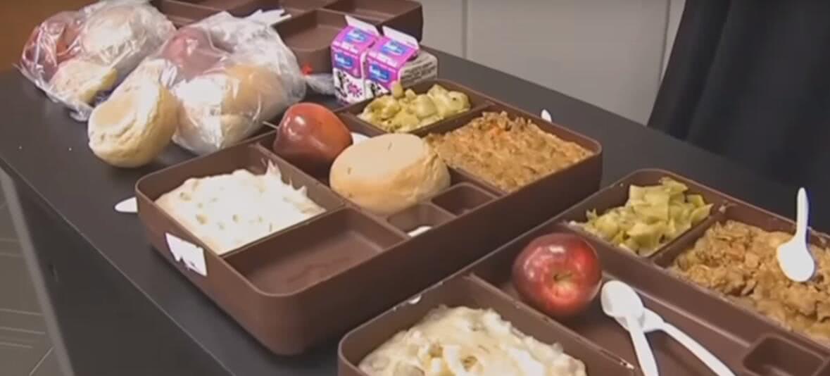 世乒赛女团夺冠第19次捧考比伦杯 孔令辉没机会叫暂停【hth官网入口】(图4) hth官网入口