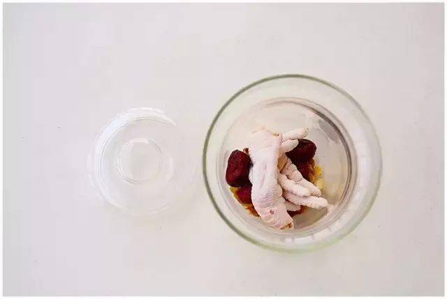 女人每月至少要喝一次的补气补血养颜汤!‘hth官网入口’(图5)
女人每月至少要喝一次的补气补血养颜汤!‘hth官网入口’(图5)