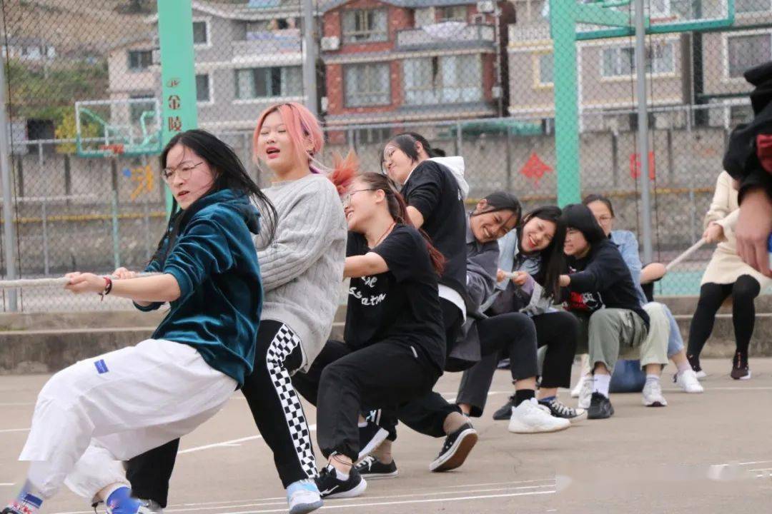 【华体会体育hth官方网站】
体育文化节(图17) 【华体会体育hth官方网站】
体育文化节(图17)